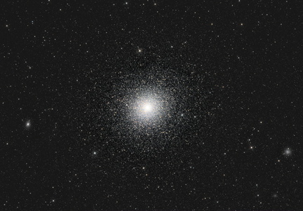 NGC 104 – 47 Tucanae